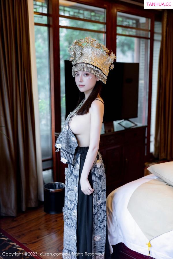 豆瓣酱  [XiuRen]高清写真图 2023.09.27 No.7448 豆瓣酱 苗族服饰第29张图片